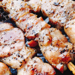 【超特大サイズ串】鶏モモ串 1本120g×25本(1本153円)