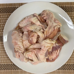 鮮度抜群‼　国産牛　小腸　ホソ　脂付き　1㎏