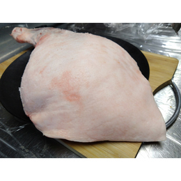 【小田原産】:猪モモ肉骨付き　約1kg