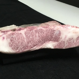 【不定貫】「讃岐牛A5(金ラベル)」三角ばら左4.4kg