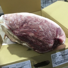 讃岐牛A5ランク(牝未経産)外もも　はばき付　豊かな口溶け