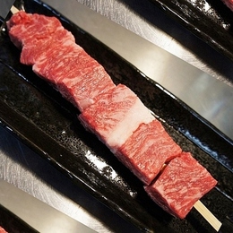 【特大サイズ串】高級銘柄「米沢牛」牛串 1本100g×25本(1本1280円)