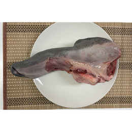 【今年最後のSUPER SALE 10%OFF】鮮度抜群‼　黒毛和牛タン　ブロック(皮付き)