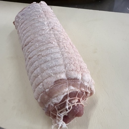 大人気!メキシコ産豚バラチャーシュー!!ネット巻きで調理も楽チン!