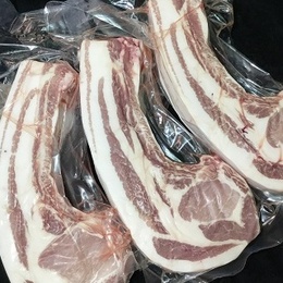 特選松阪豚骨付きロースバラ